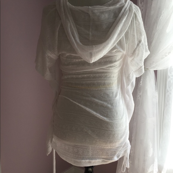 Coverup - Picture 2 of 3